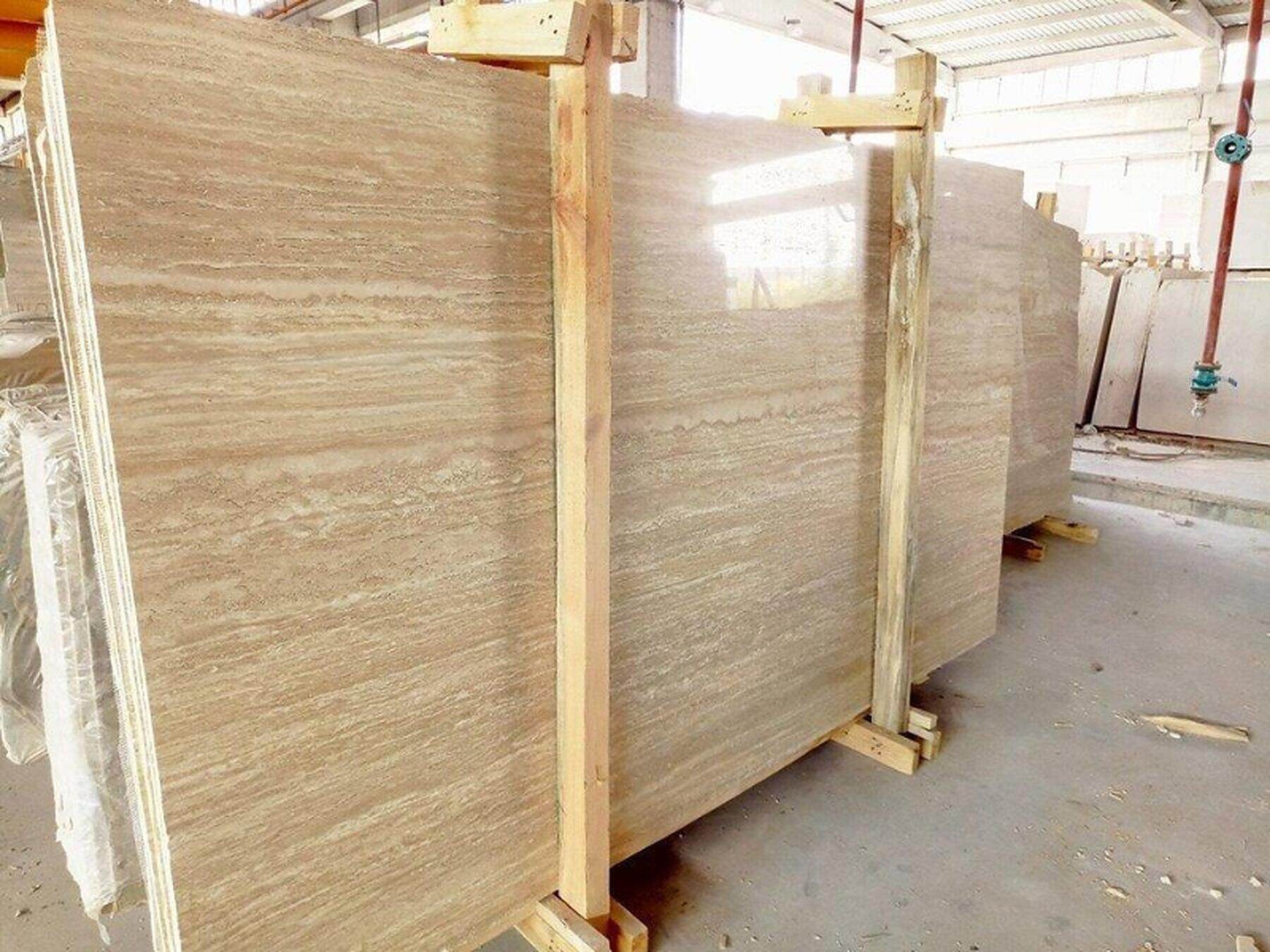 Vein cut travertine face